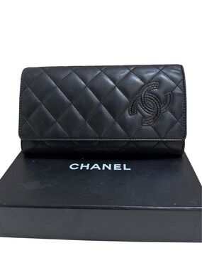 Chanel Quilted Calfskin Wallet w/ Authenticity Card + Box